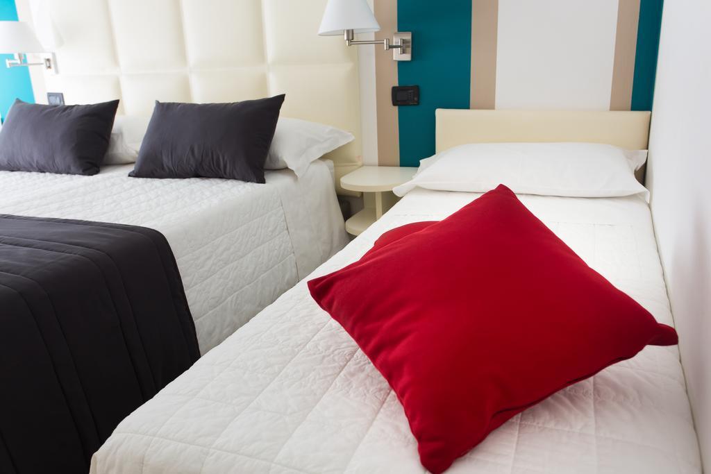 Hotel Flora ミラノ・マリッティマ 部屋 写真